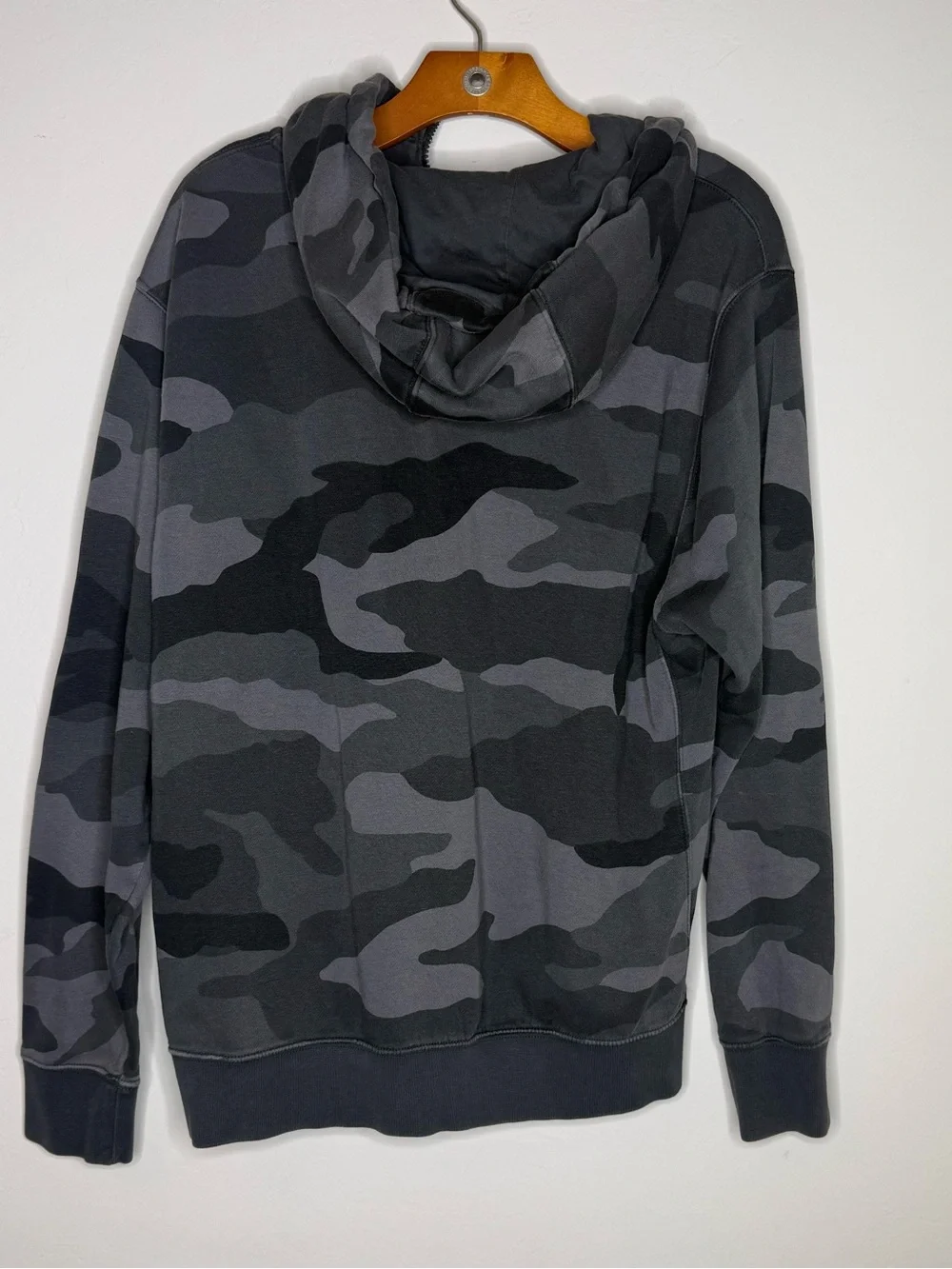 Nike men’s sportswear club fleece camo full zip hoodie black gray size large